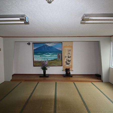 Rishirifuji Ryokan Saihokutei מראה חיצוני תמונה