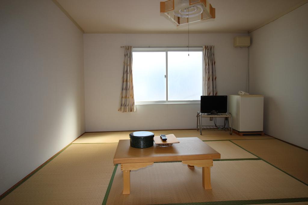 Rishirifuji Ryokan Saihokutei מראה חיצוני תמונה