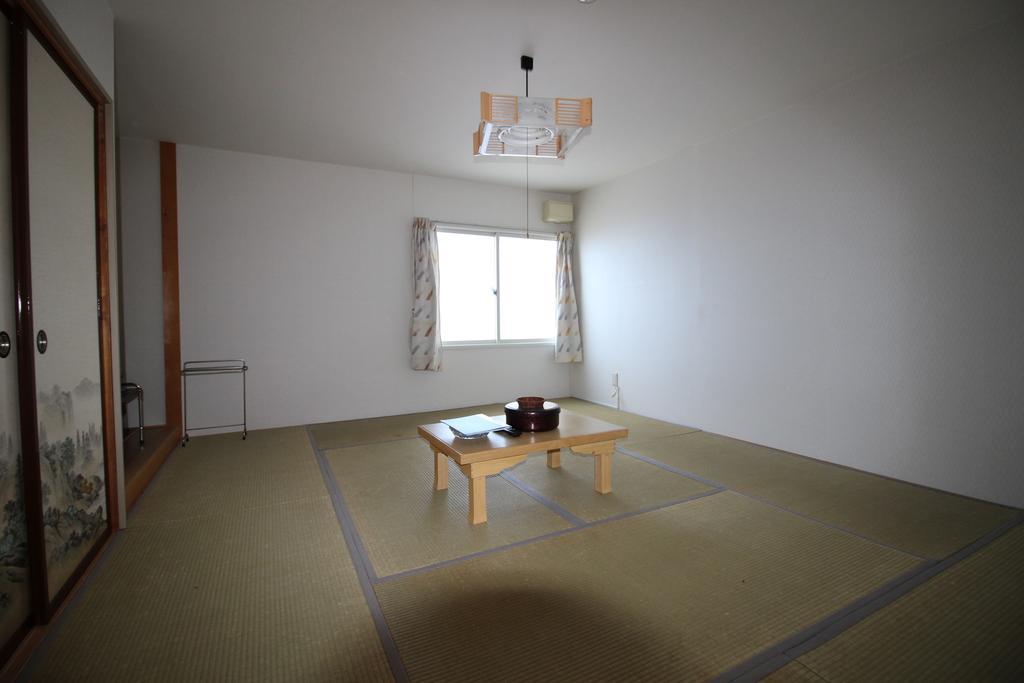 Rishirifuji Ryokan Saihokutei מראה חיצוני תמונה