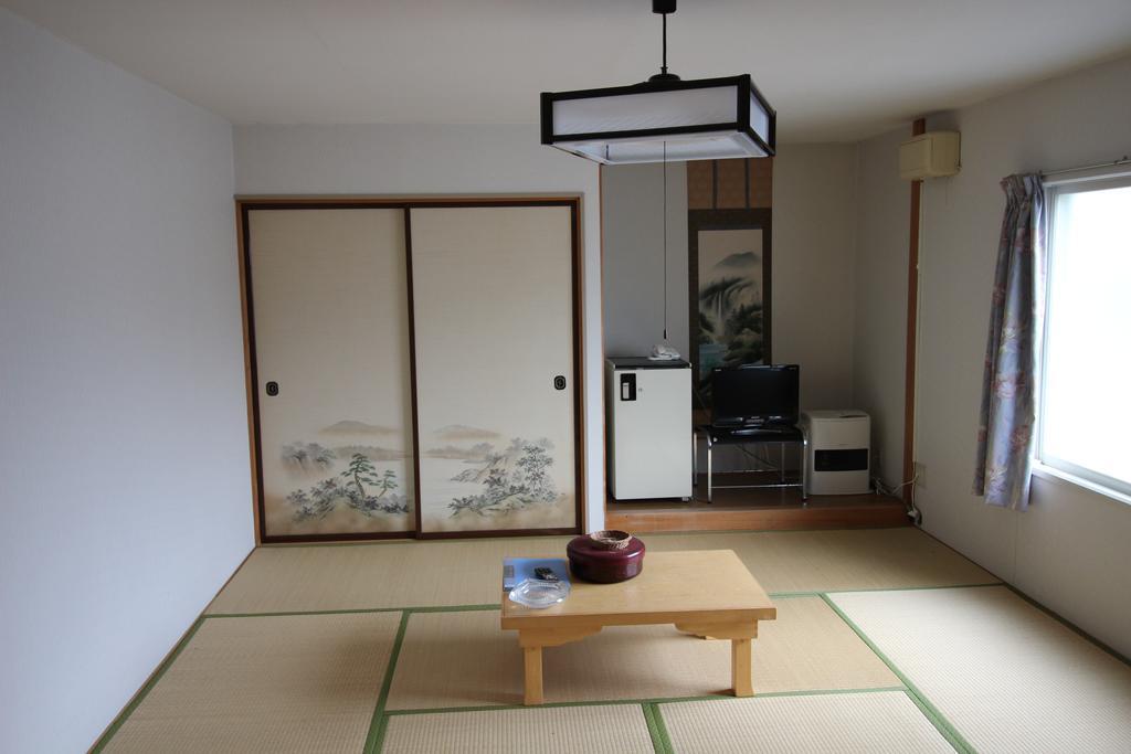 Rishirifuji Ryokan Saihokutei מראה חיצוני תמונה
