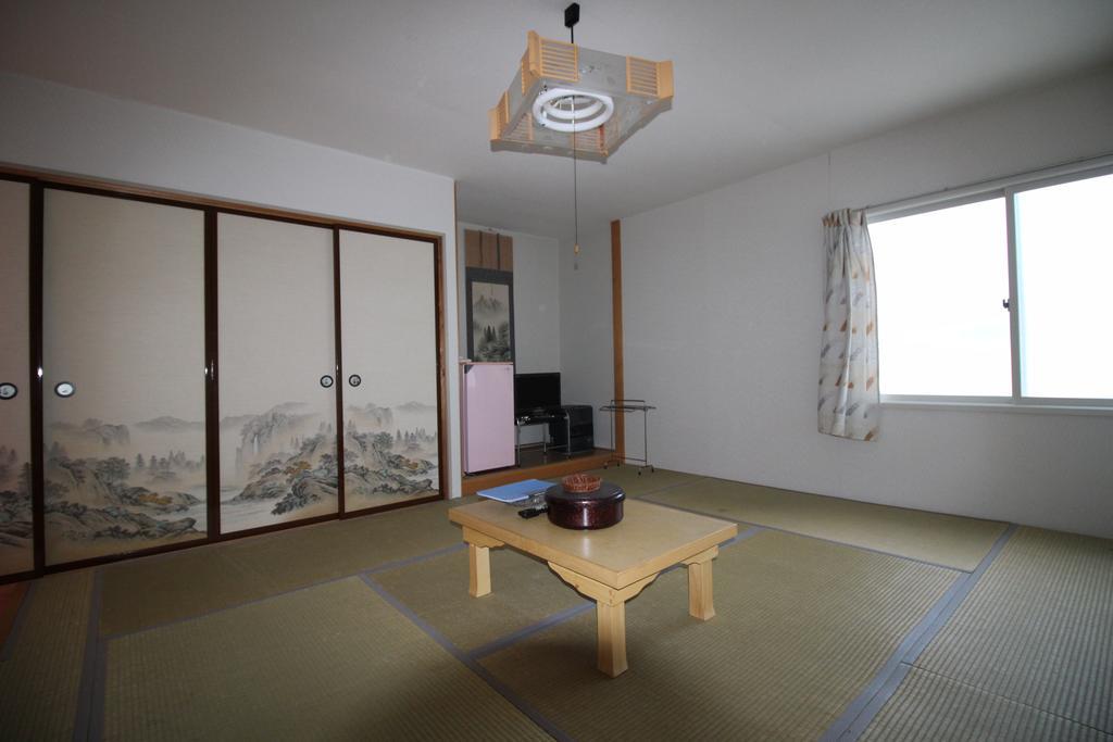 Rishirifuji Ryokan Saihokutei מראה חיצוני תמונה